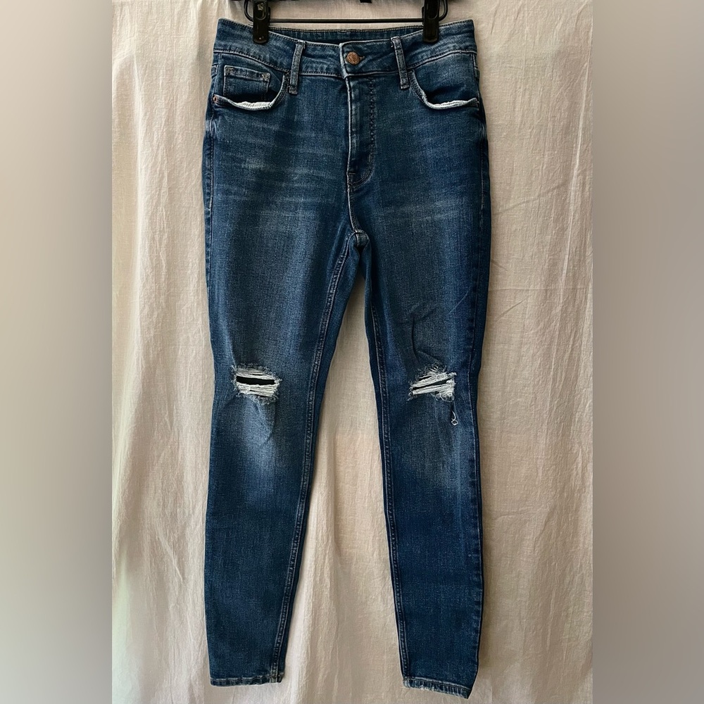 Old Navy - High-Rise Rockstar Super Skinny Ripped Denim Jeans (4 Regular)